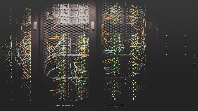人工智能与自动化技术在未来智能城市中的应用概念图